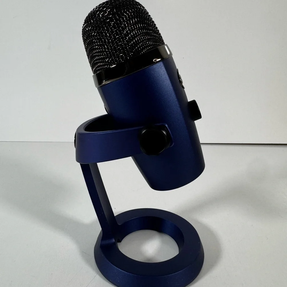 Blue Yeti Nano USB Microphone Vivid Blue | Works Great | With USB Cable